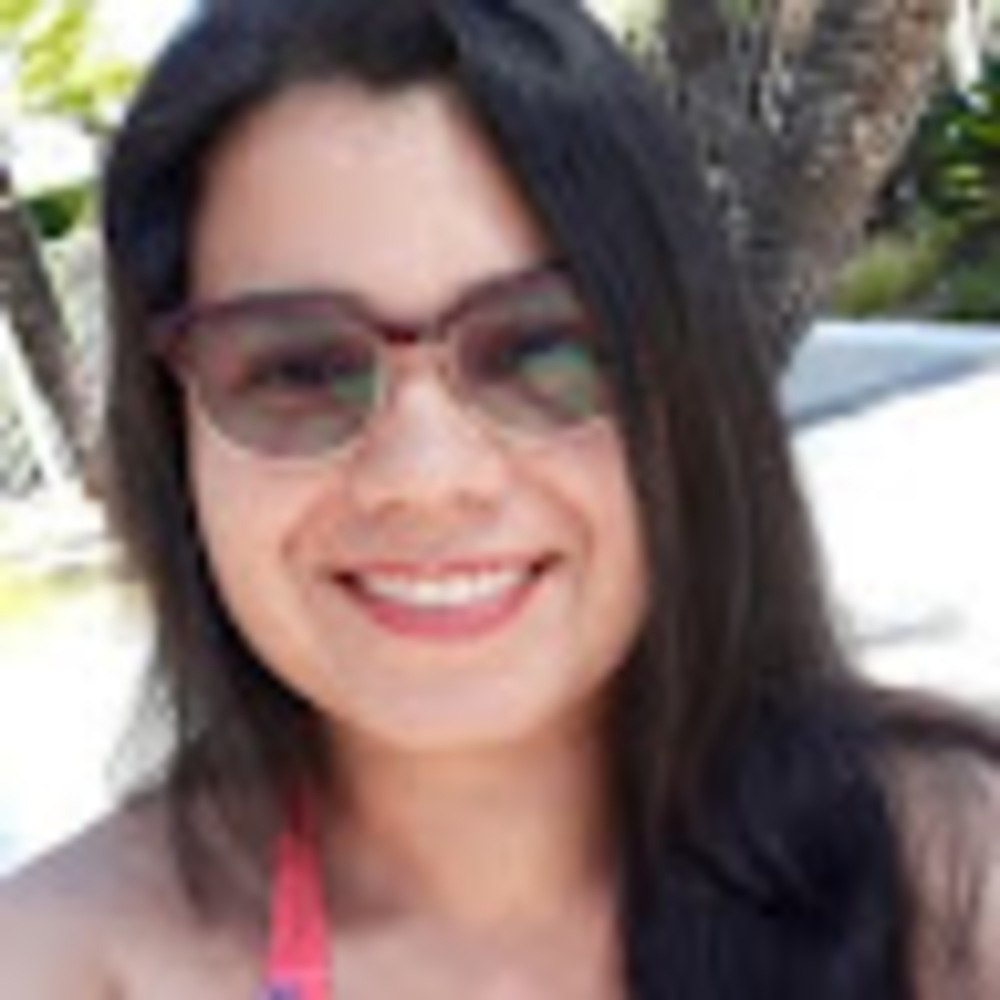 Meet your Posher, Alejandra